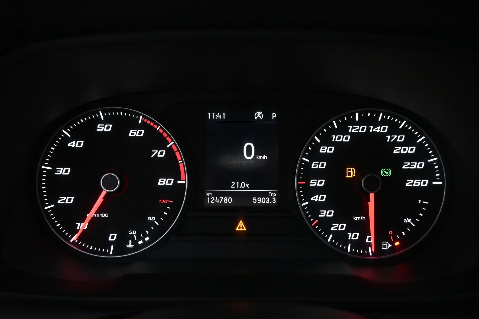 Car Image - 6BpD9nHUfbxQisxqGgGECV