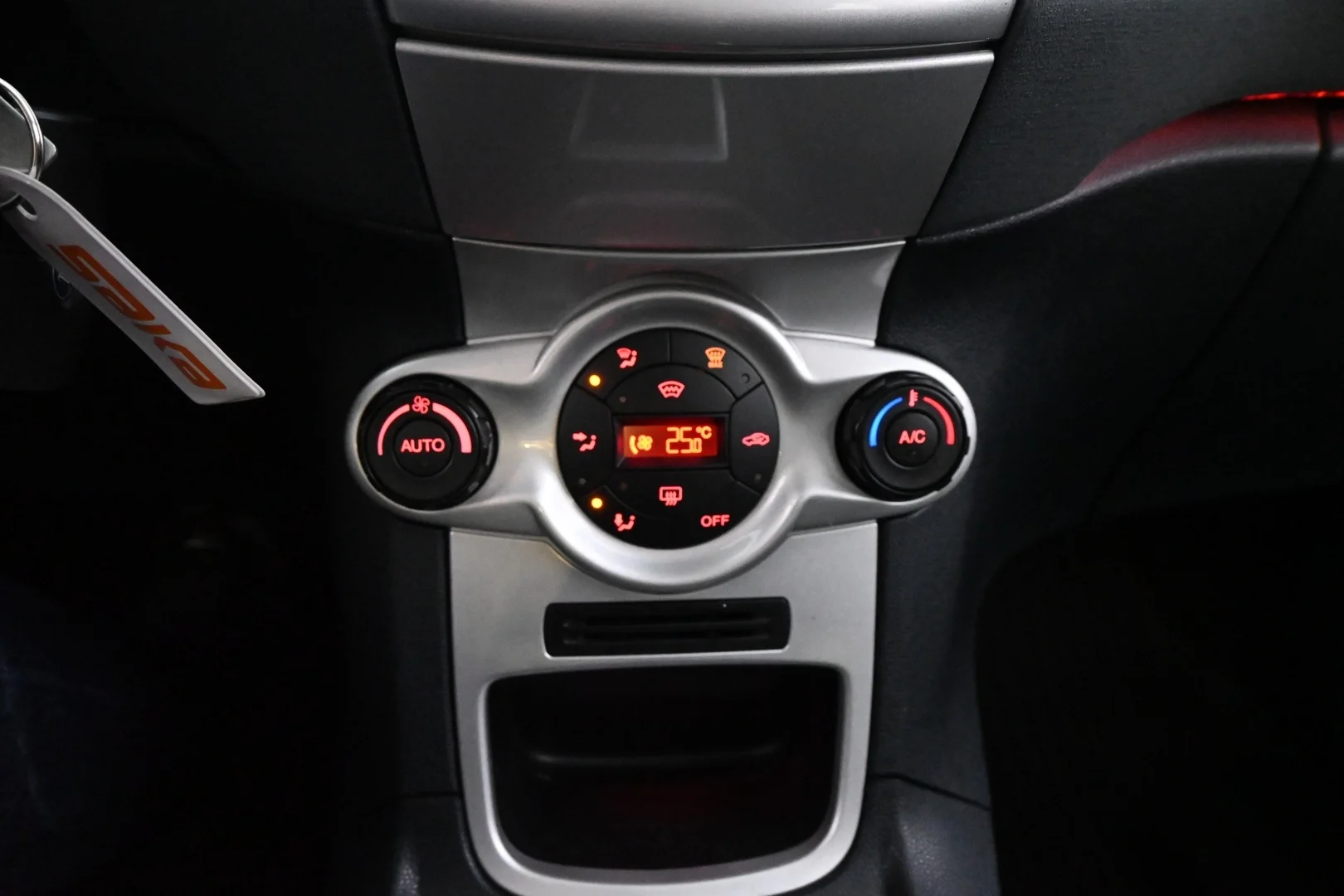 Car Image - 34AhybGq3pvPckBDtXsWIA