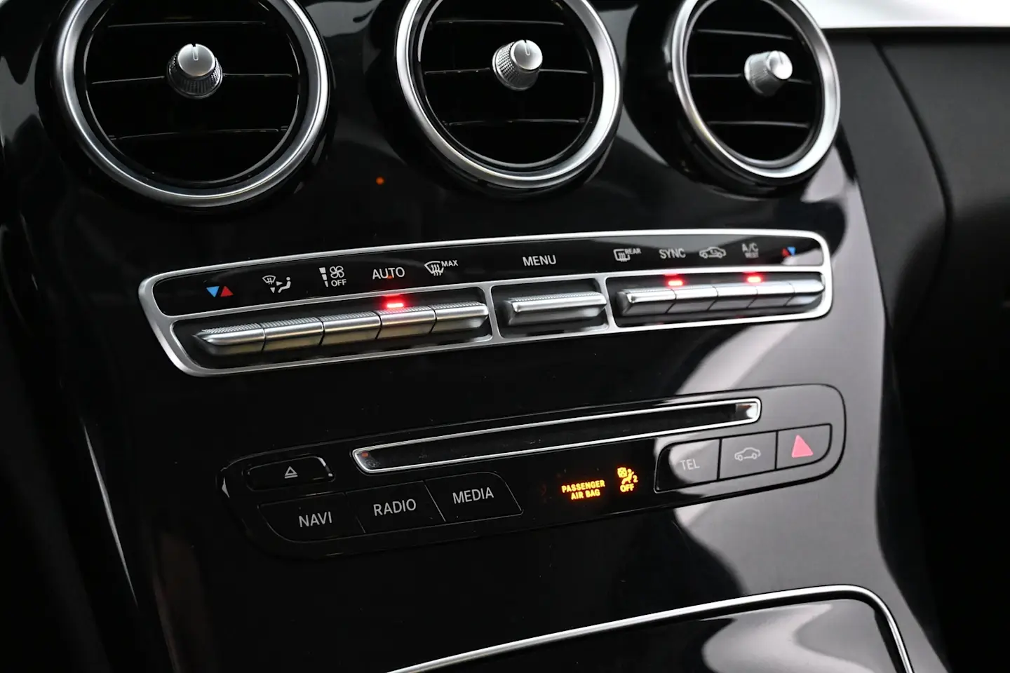 Car Image - 7pTS1EZrqElYoia4v2ClCm