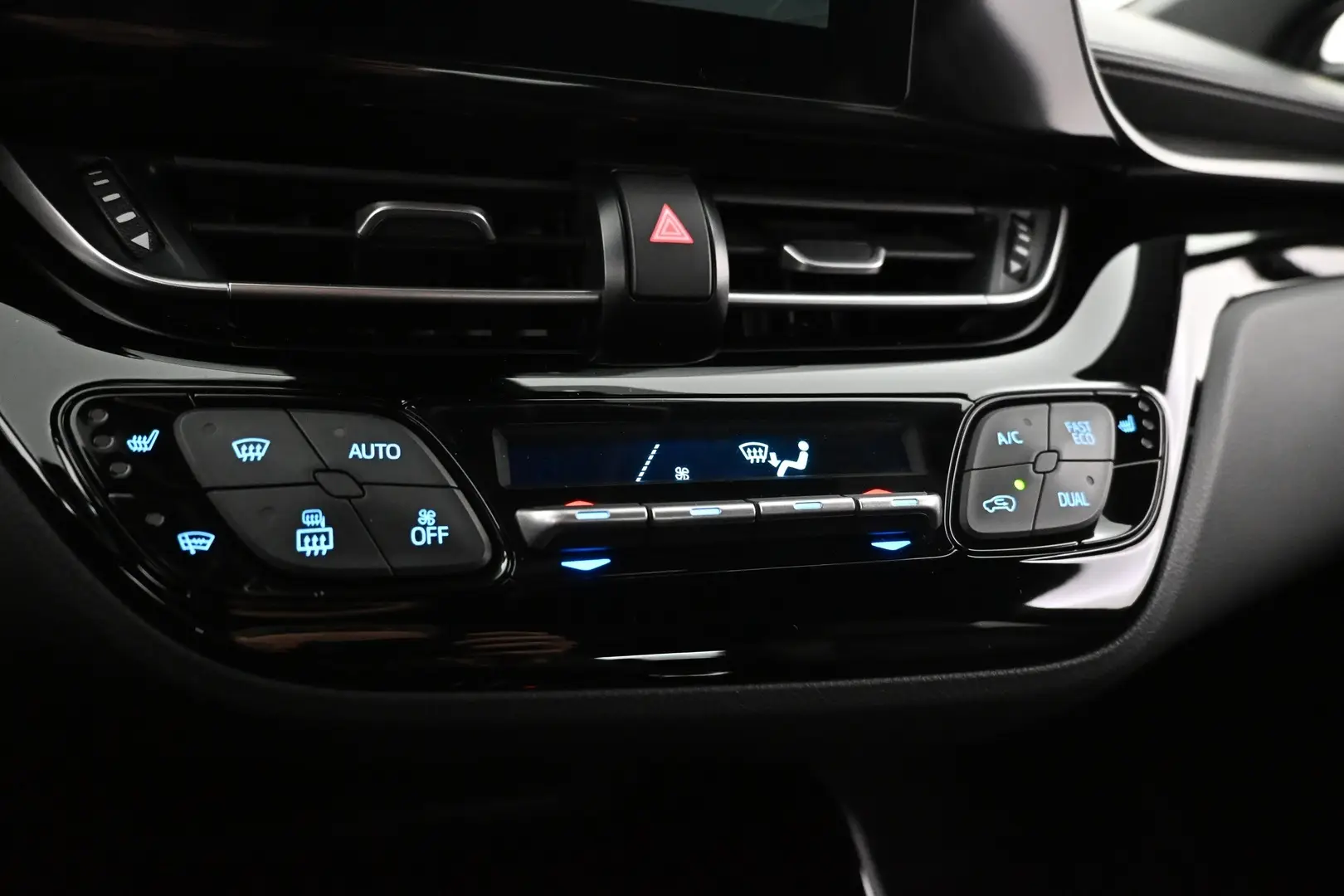 Car Image - 7cmJFkrUzSg6AQMvMnFY8t