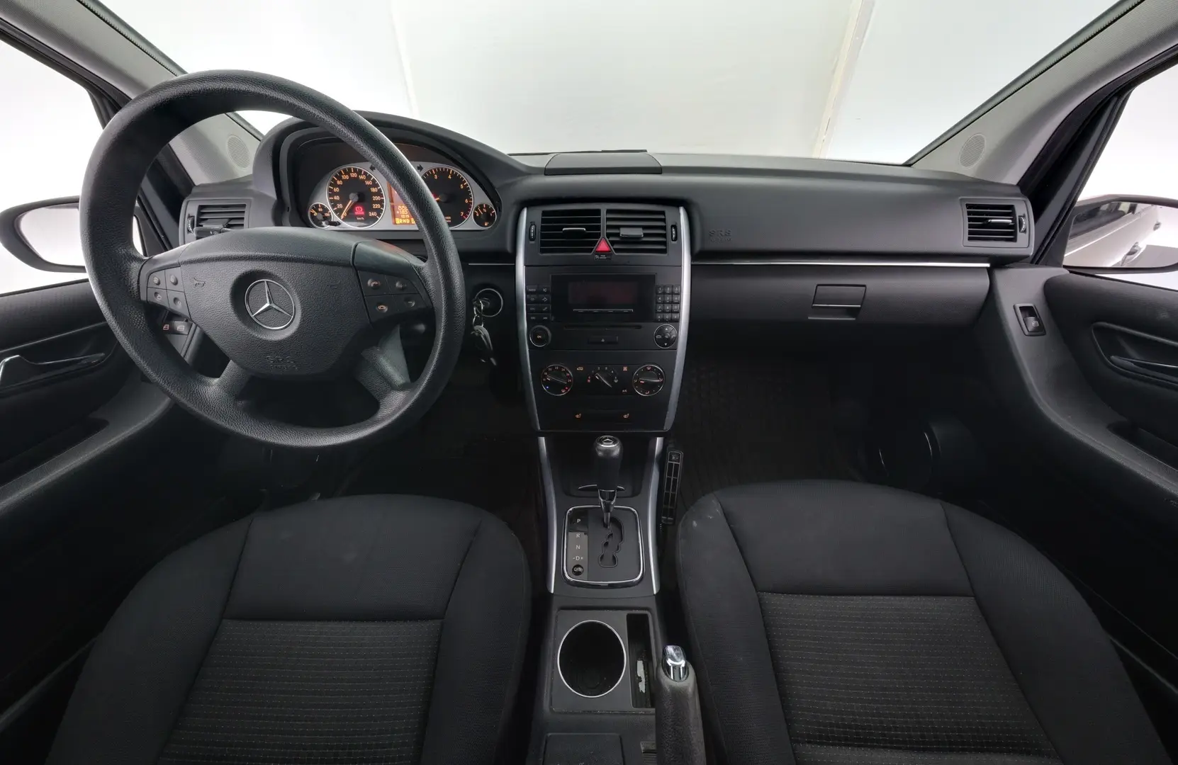 Car Image - 3Cvzmnow5i3lsEHQVLvGGx