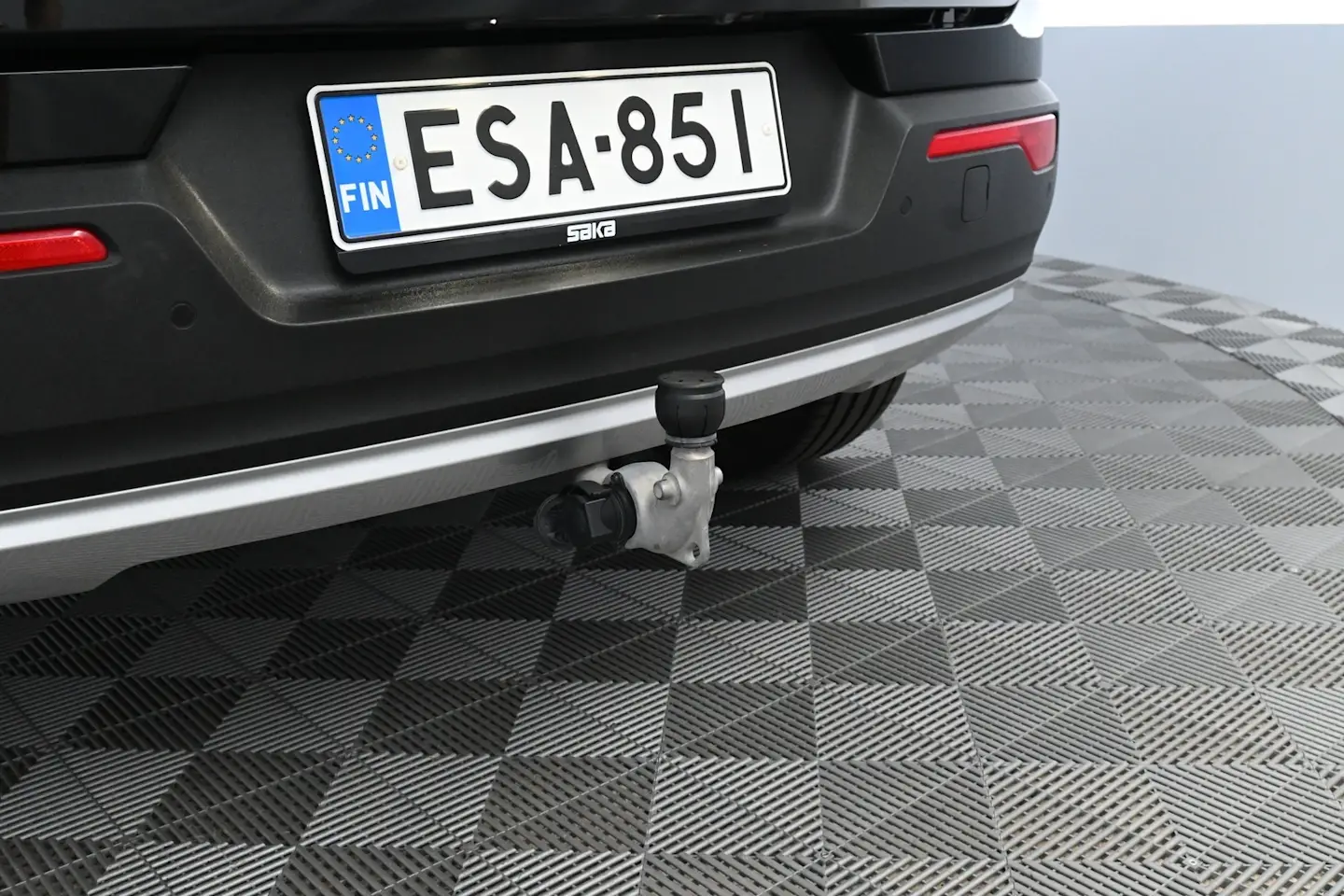 Car Image - 5YCv7FjDnjiBcrq1b8e15k