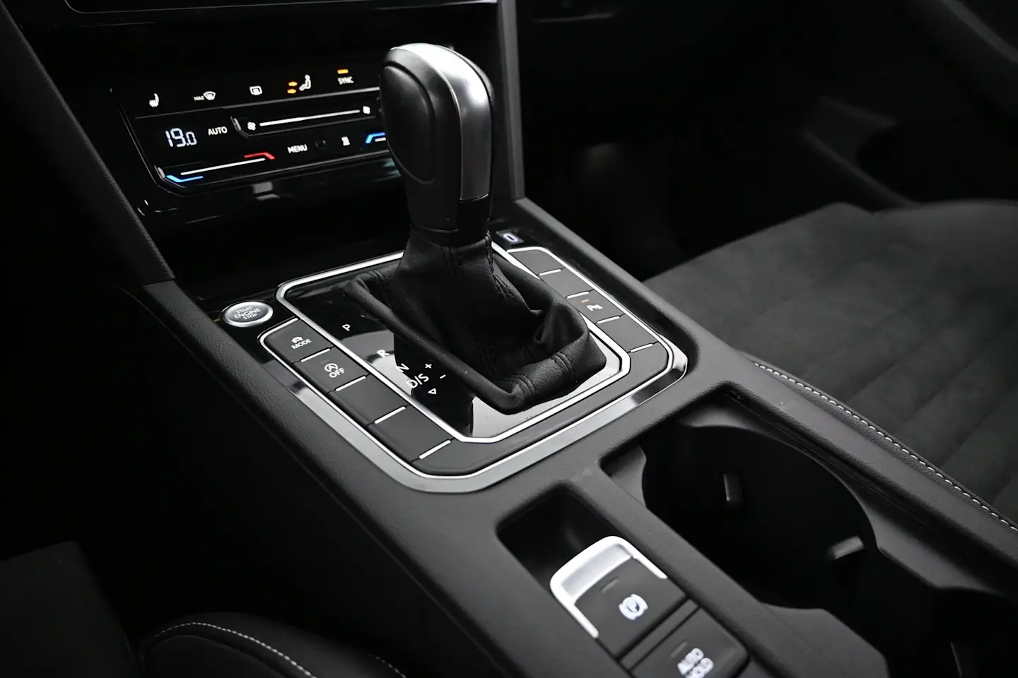 Car Image - 3o6D5kdIpaAvgMR4fcqmID