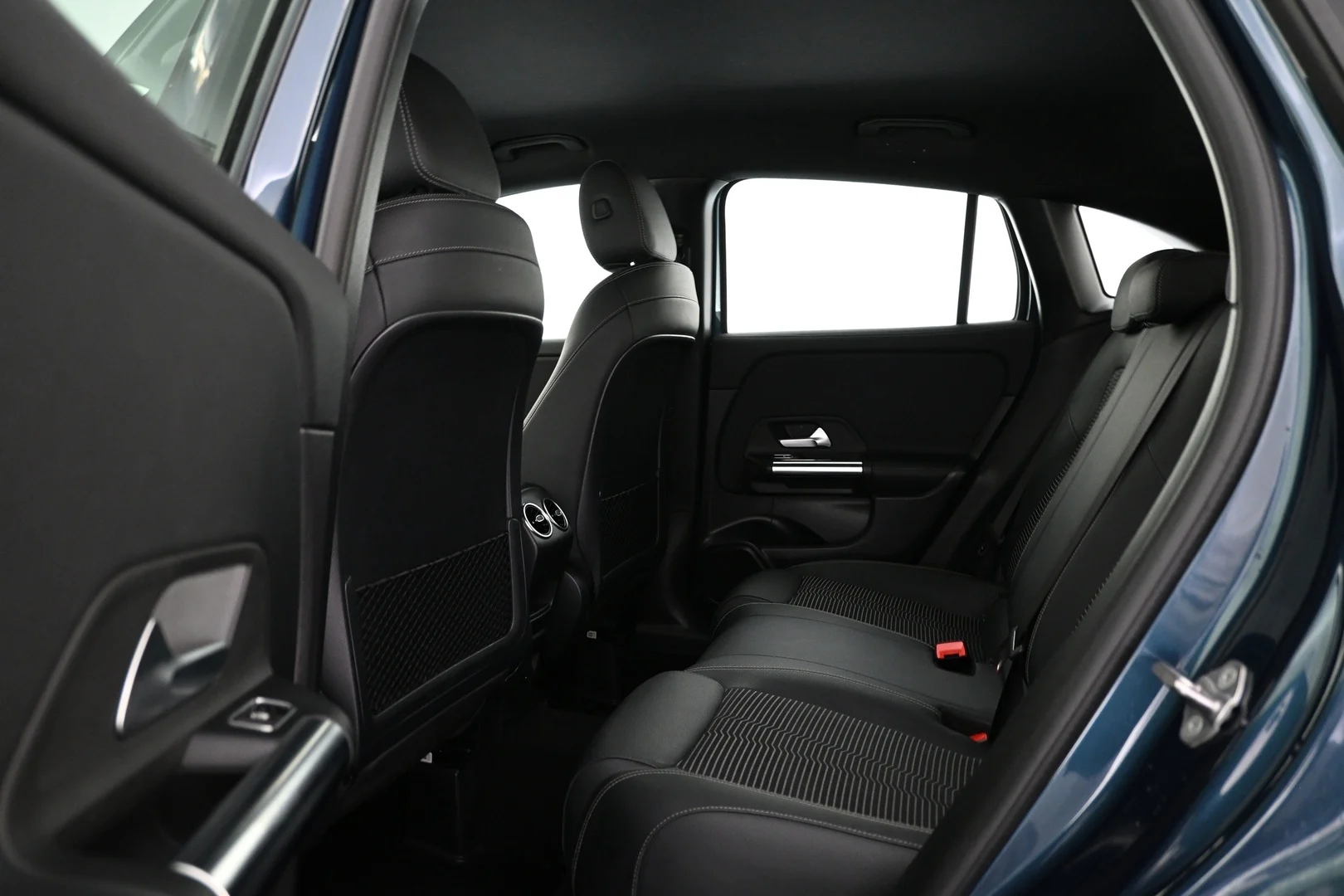 Car Image - 4fkVvDOmbSPS4yxpsF1776