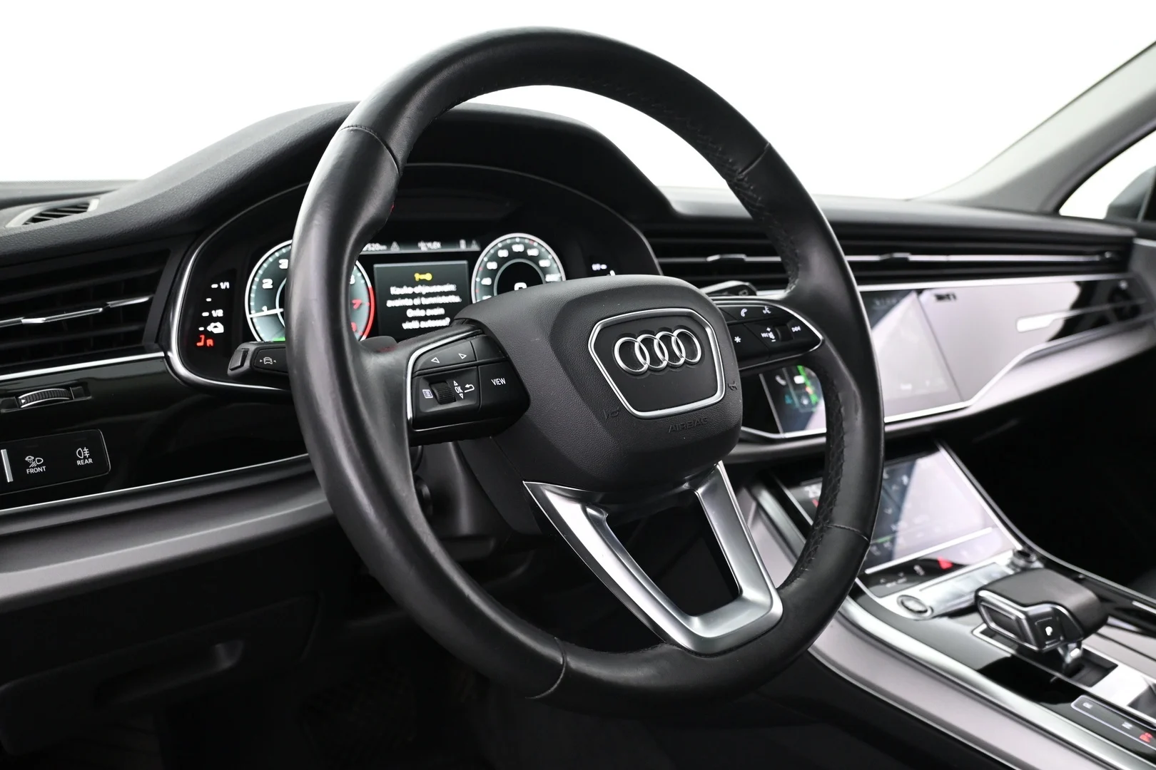 Car Image - 2vDkLrmerkD0lCmO0vQ8nO