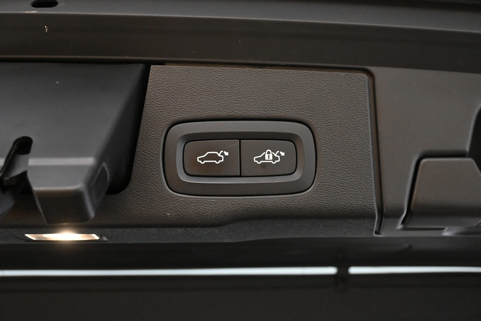 Car Image - 3i9jIYL9HMYPoygNi7hTtr