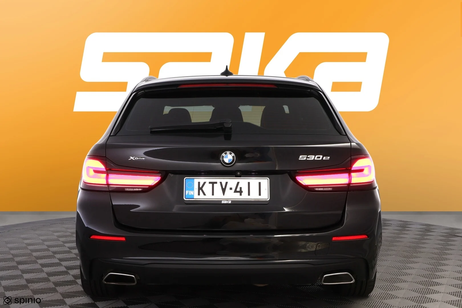 Car Image - 4GJHEKJGbCQ1b1amxKUX1y