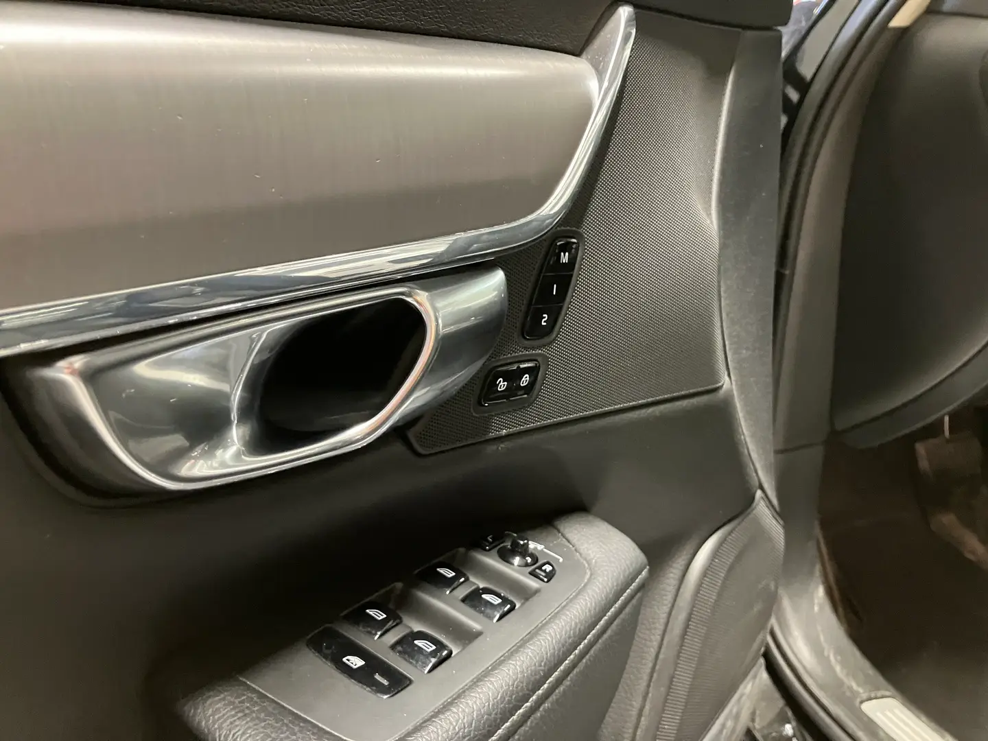 Car Image - 67r3zSewwtpZhh1IgK31Tp