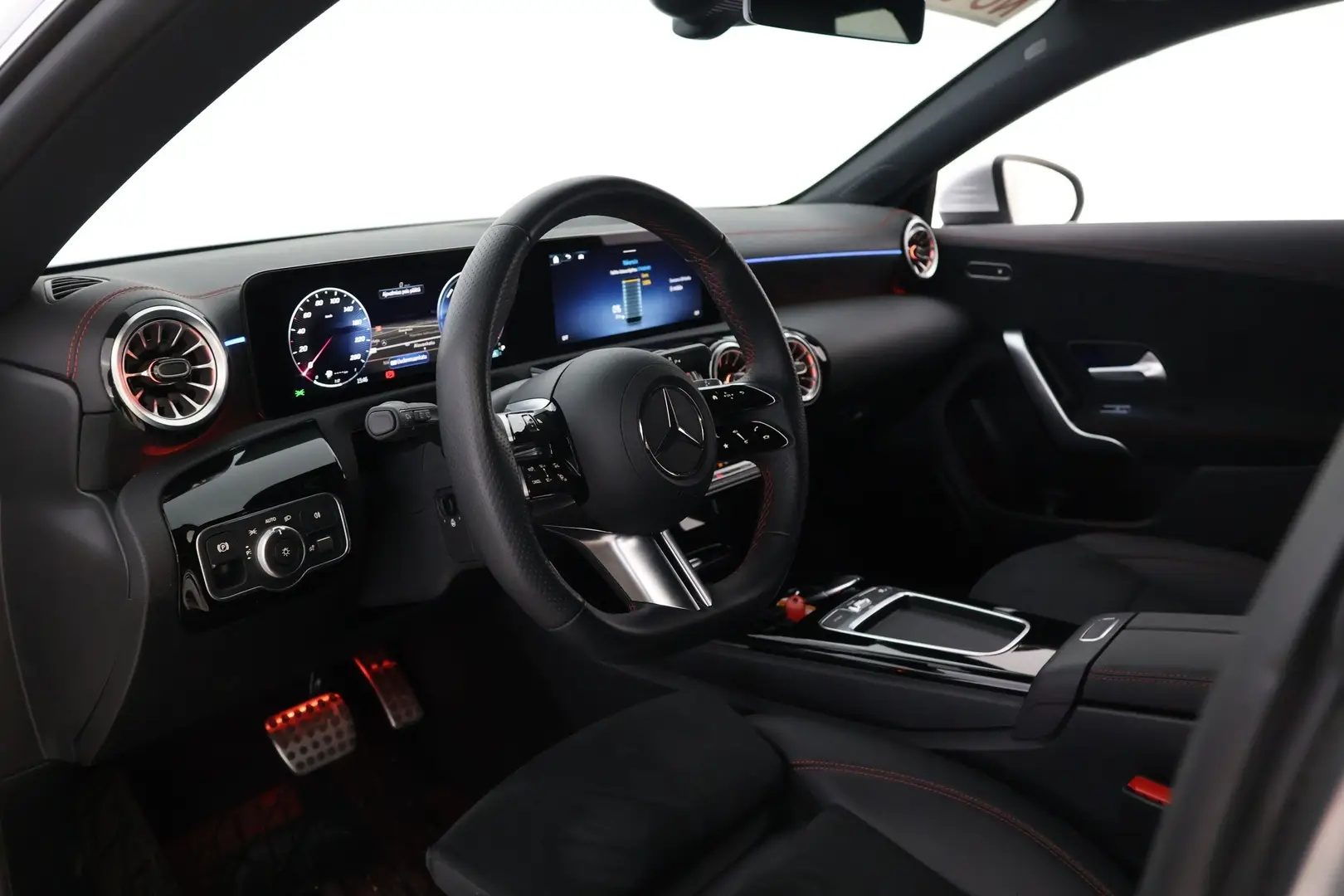 Car Image - da1yGszLHvMBmWHZW5C4F