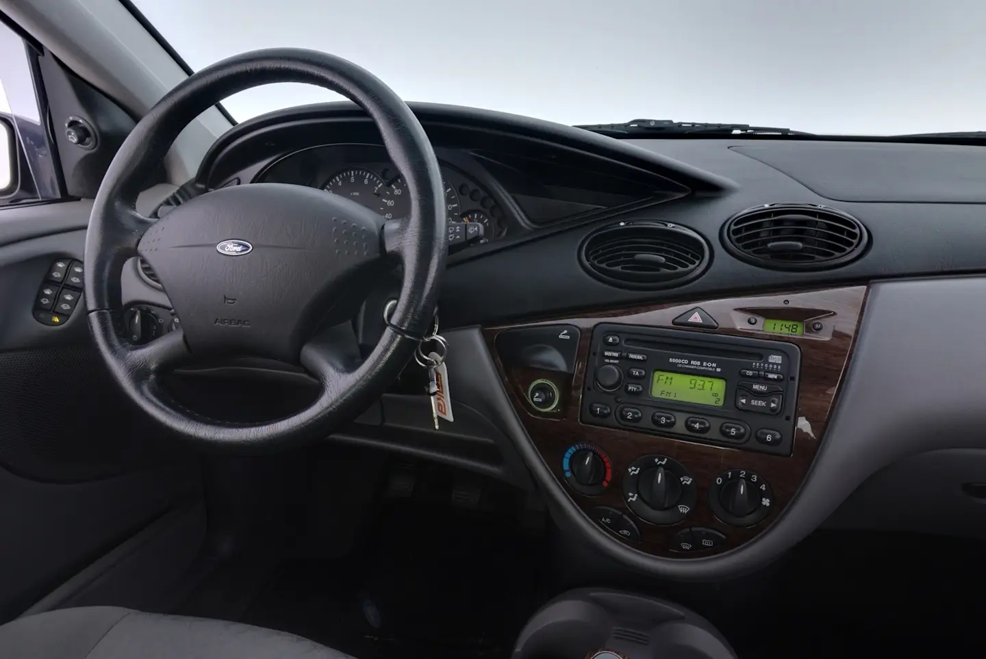 Car Image - 6zGLvcOXli6uhDNhY301jg