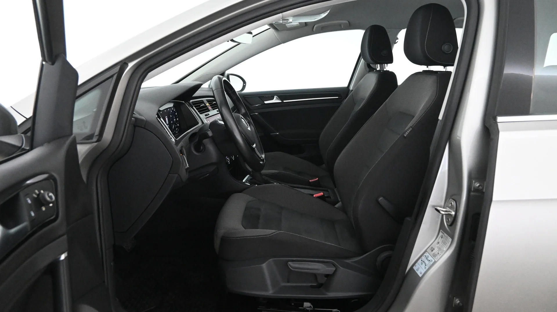Car Image - 48p9ATN0heqTfn6tgz0IJI