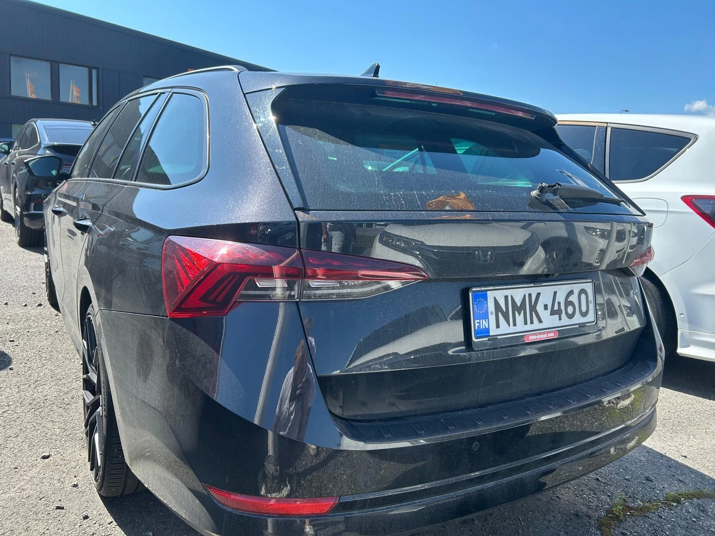 Car Image - 4uTzdyM1ijrcQnkGdFaJ33