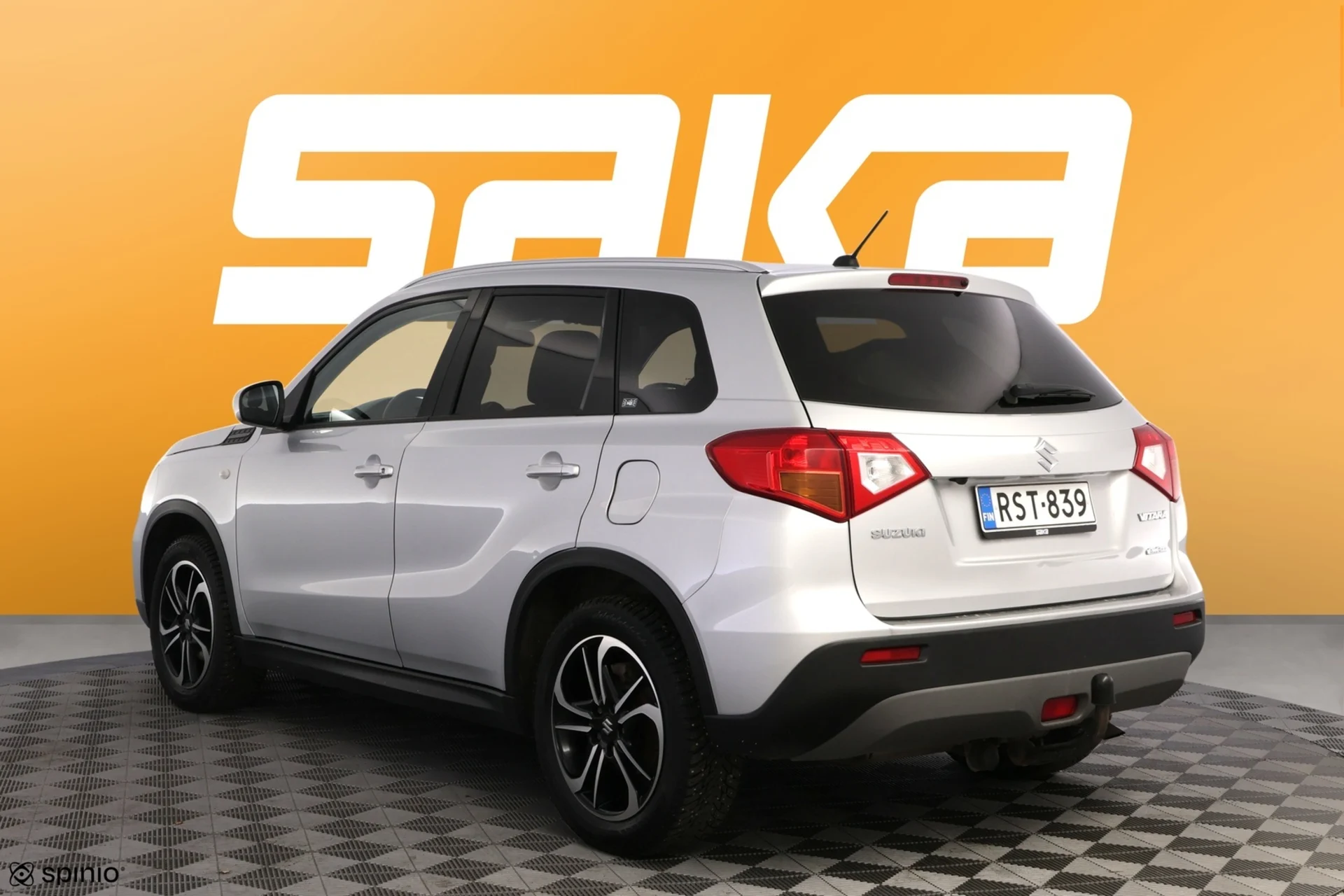 Car Image - 4hCIHn10QL4qHkmxWSG5xK