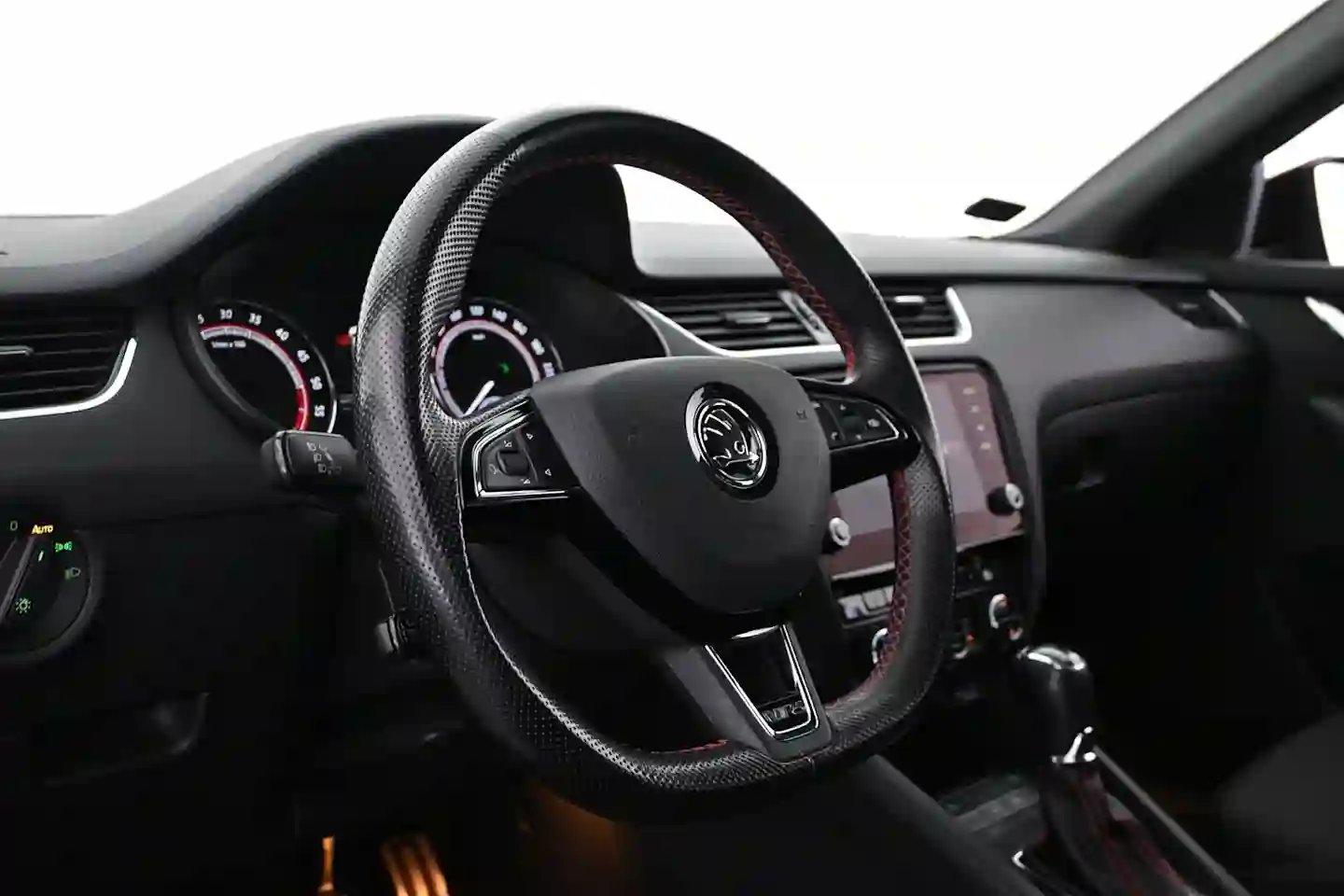 Car Image - 1g0pHIiboUCU8Caj54EQam