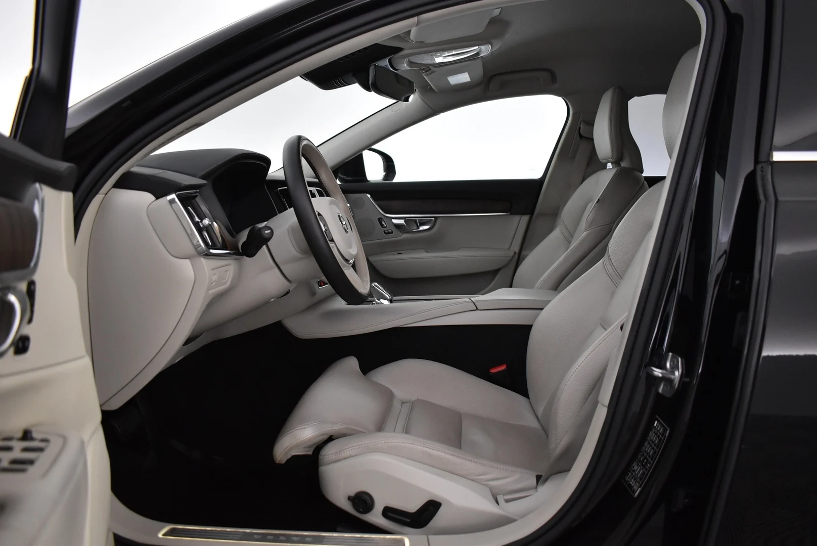 Car Image - 1xKQwIVk54zlvsoHlETM36