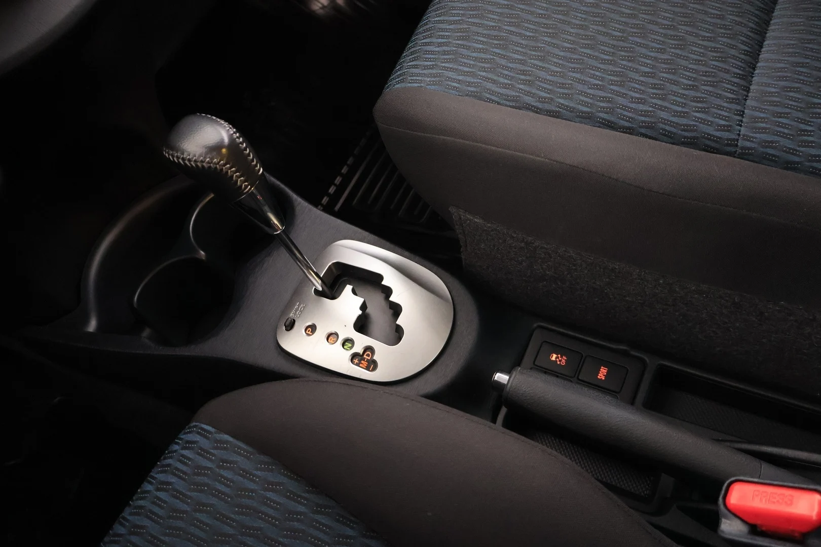 Car Image - 62dRNP6DgMALLo270ZFl3e
