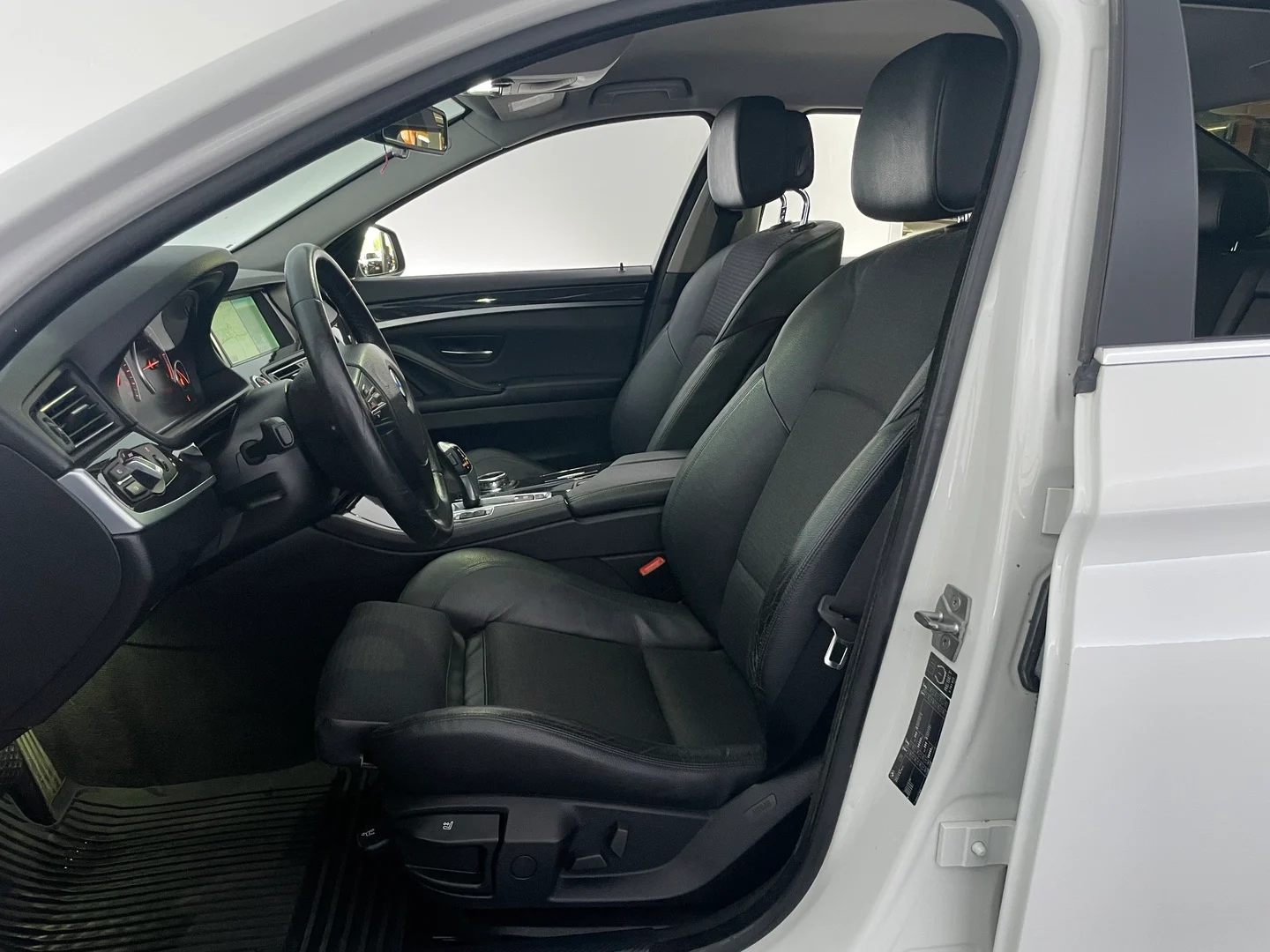 Car Image - 7bxQ1AUQQWckimNMqKnGFv