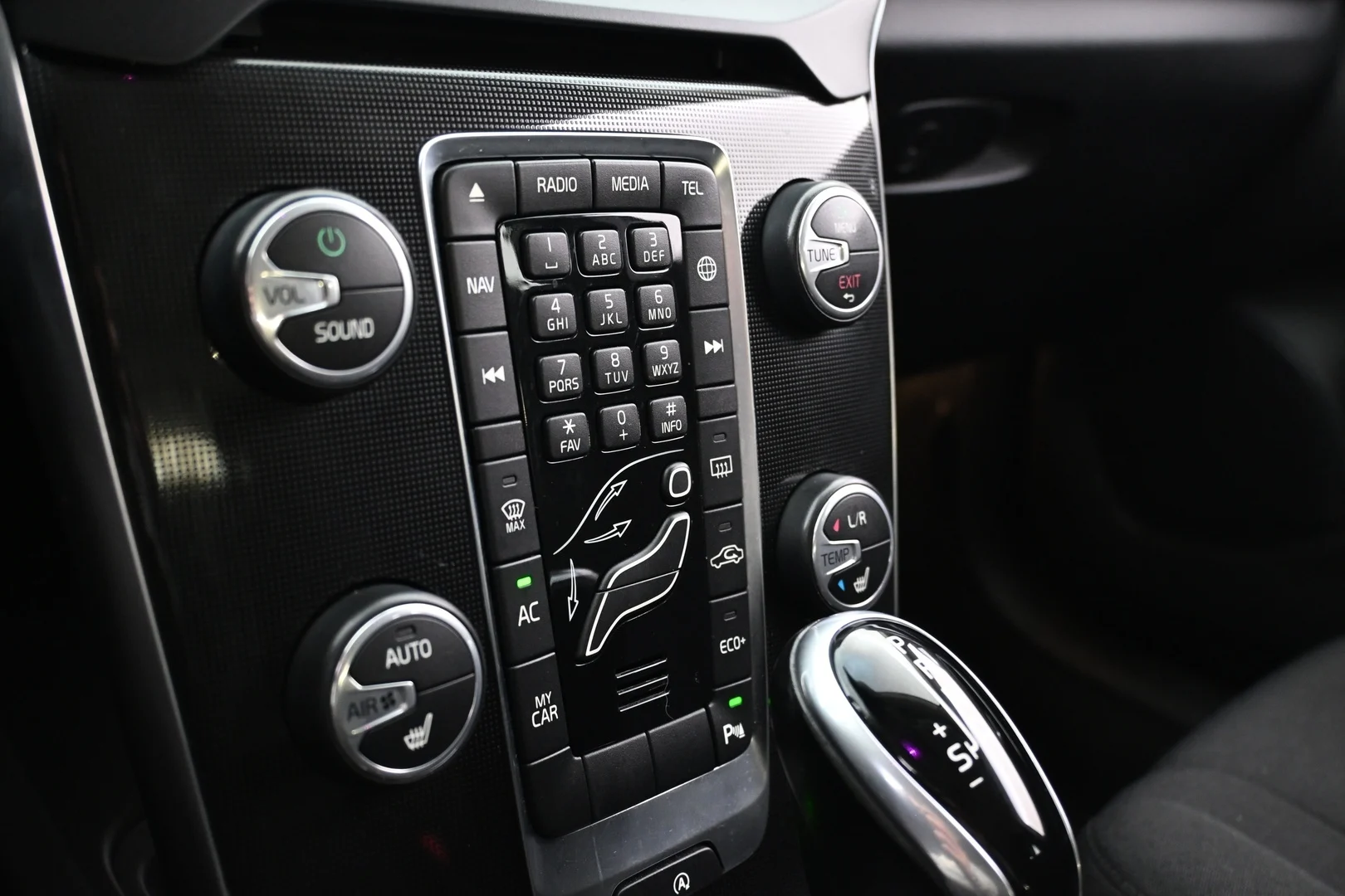 Car Image - 4vKvj6LlbZ8DlOZUPu7u0I