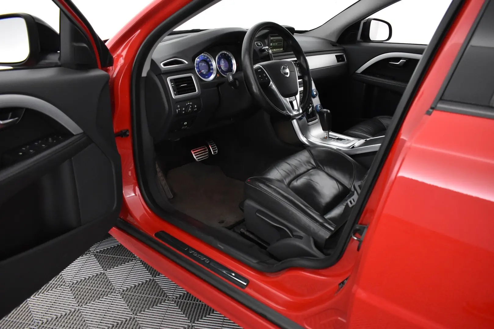 Car Image - 20HRmBiSHiWPD0k6SBtVWc