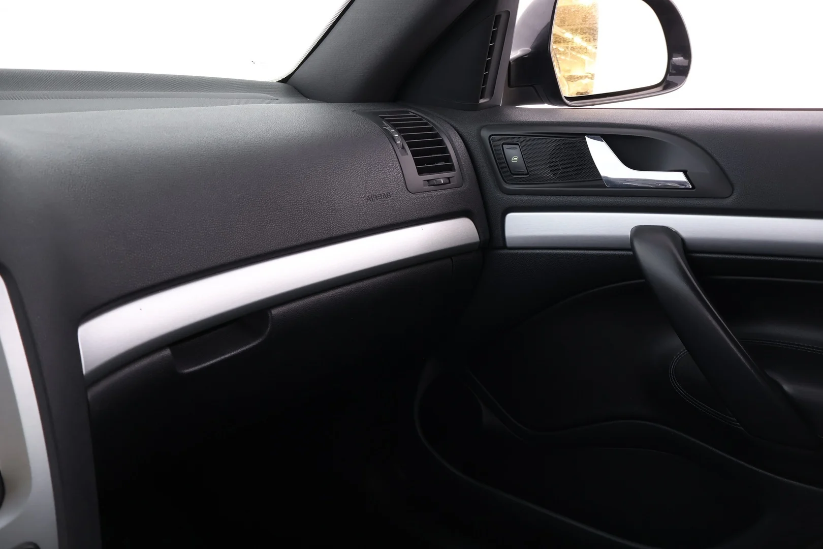 Car Image - 50EbedQXgfQcSX0A80sJAs