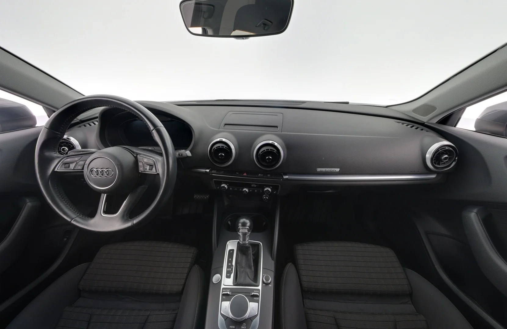 Car Image - 2kvzZBTPAZr8dDlwpZAtiB