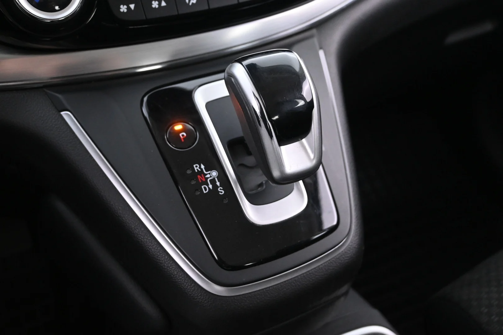 Car Image - 6T3gw9Ea2MXQZPJuPNupXm