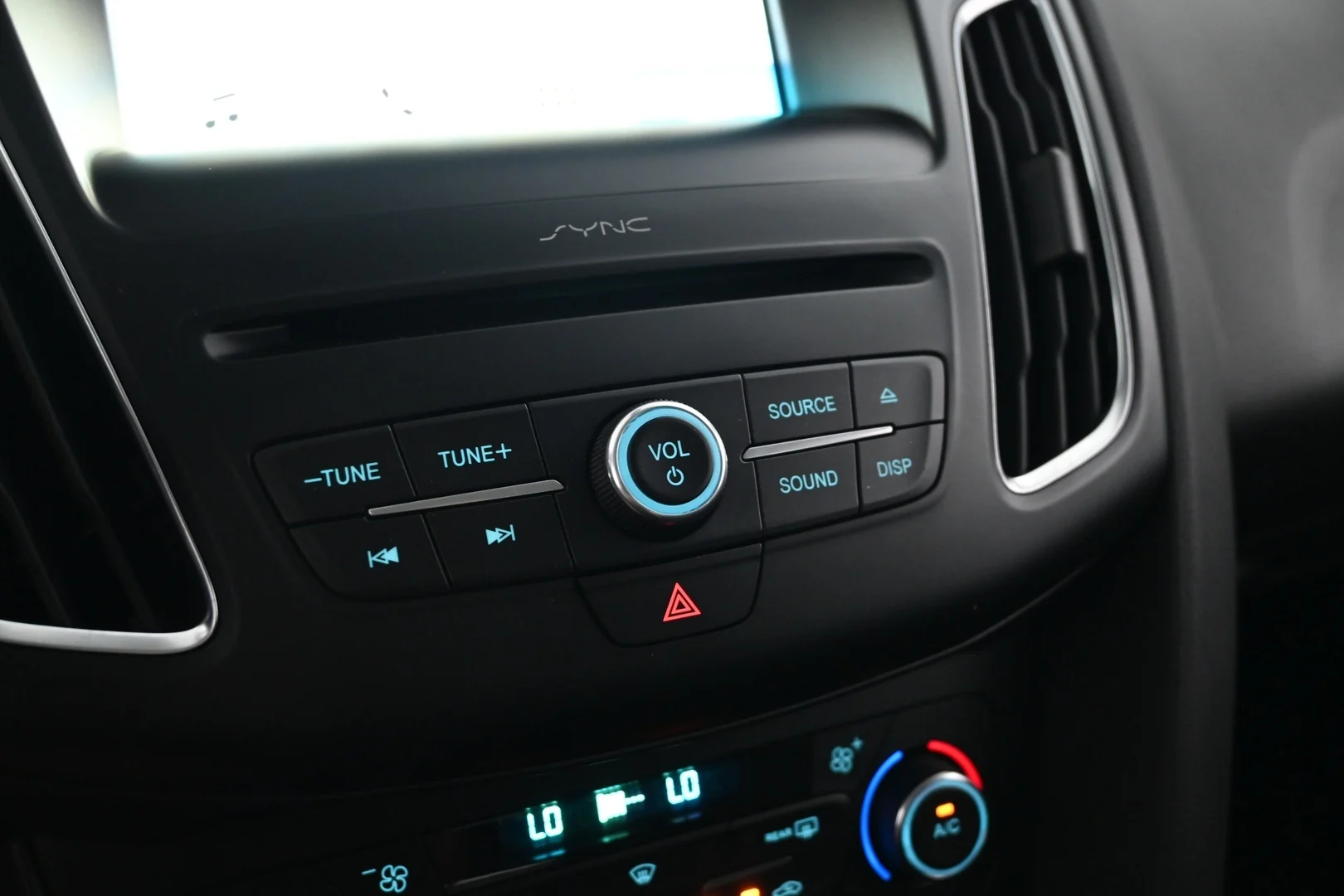 Car Image - 014q648F3KIzCJfE1QmoCh