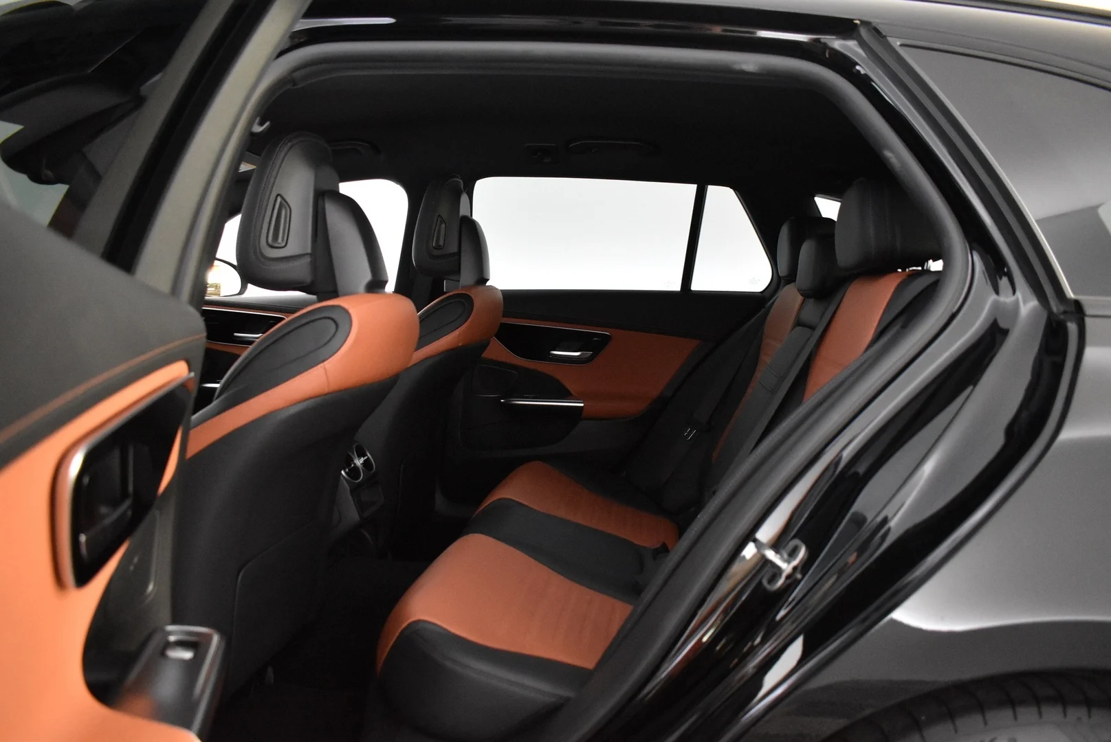 Car Image - 7vrmhV5mfkHLqhKK7bI3ce