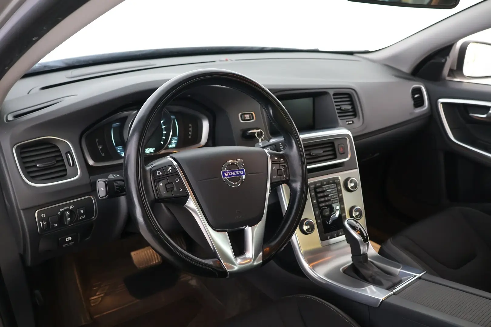 Car Image - aZ2Ox50upflCNbAp8Aheh
