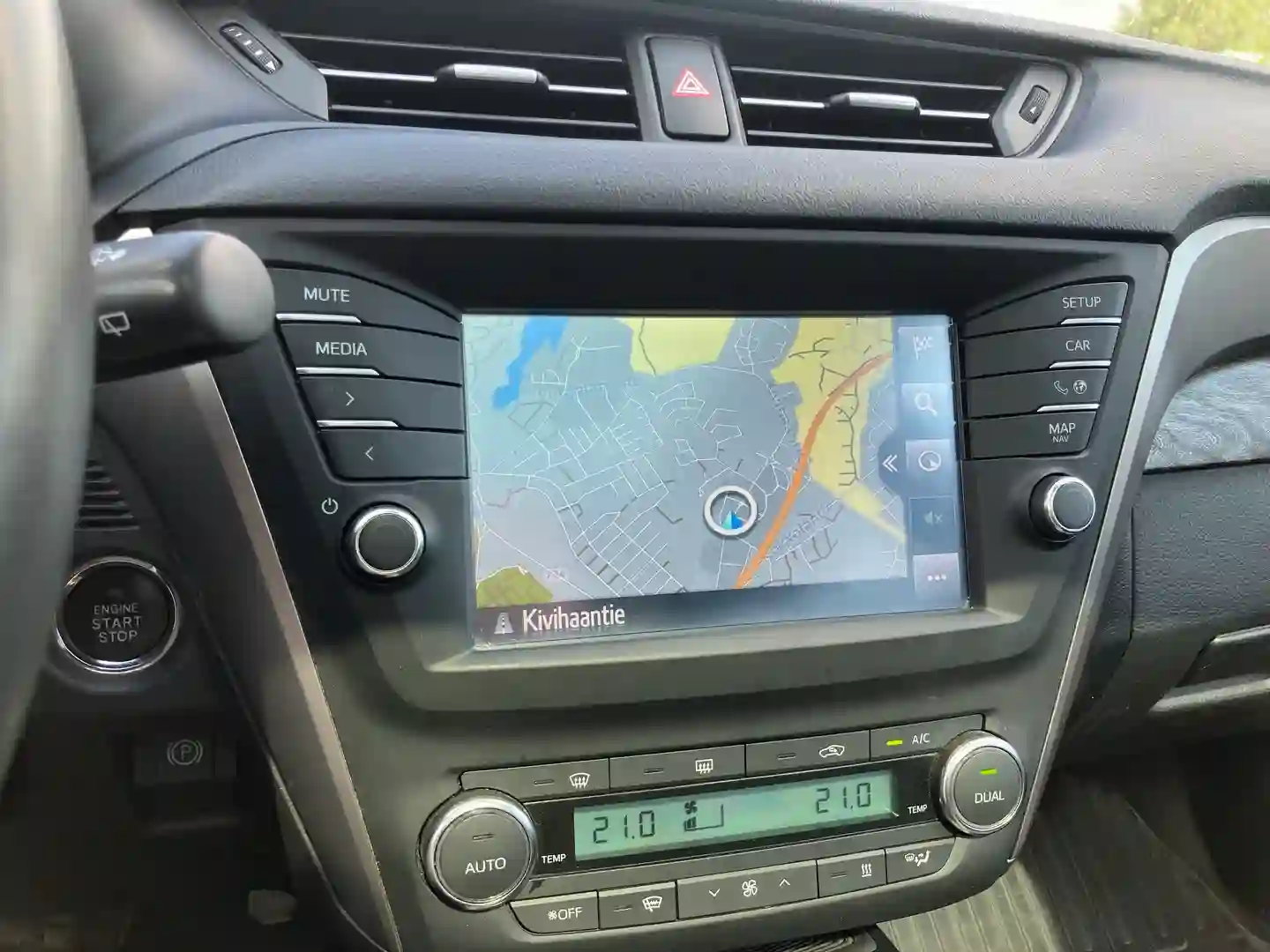 Car Image - 49uCYXjW8Qx4brmVILPROq