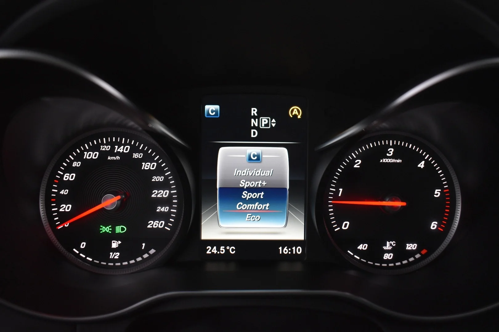 Car Image - 7B4nDk9cmQOnFkFOFq24vM