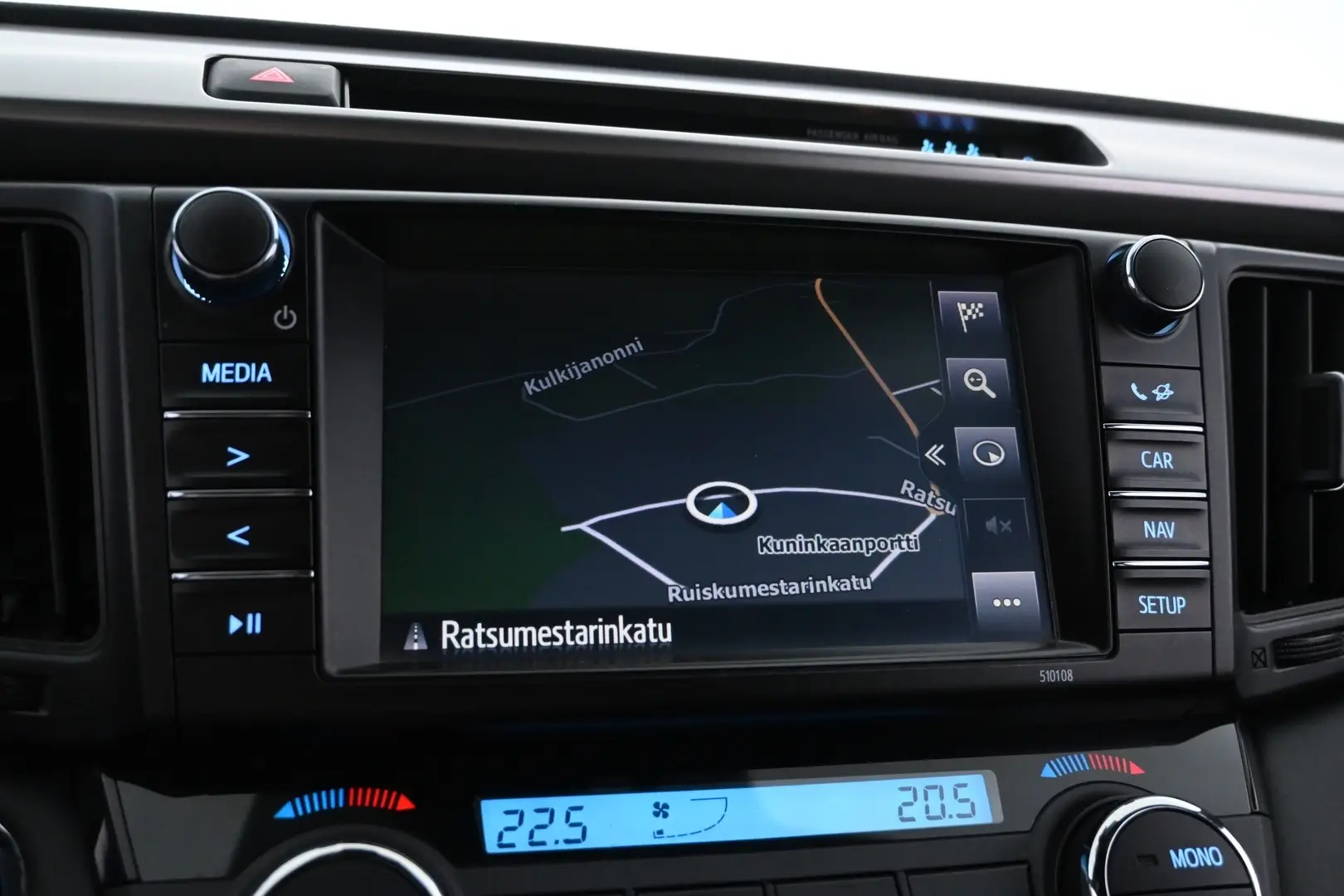 Car Image - 2bfyPTtq6bUVMc0JqL3uWa
