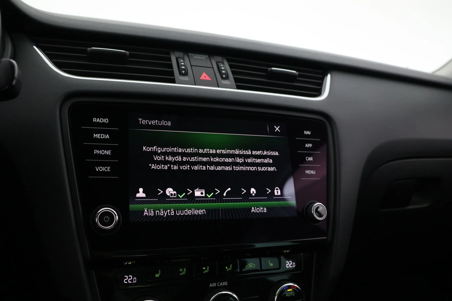 Car Image - J7rcaXnQawWLJkYEC69pM