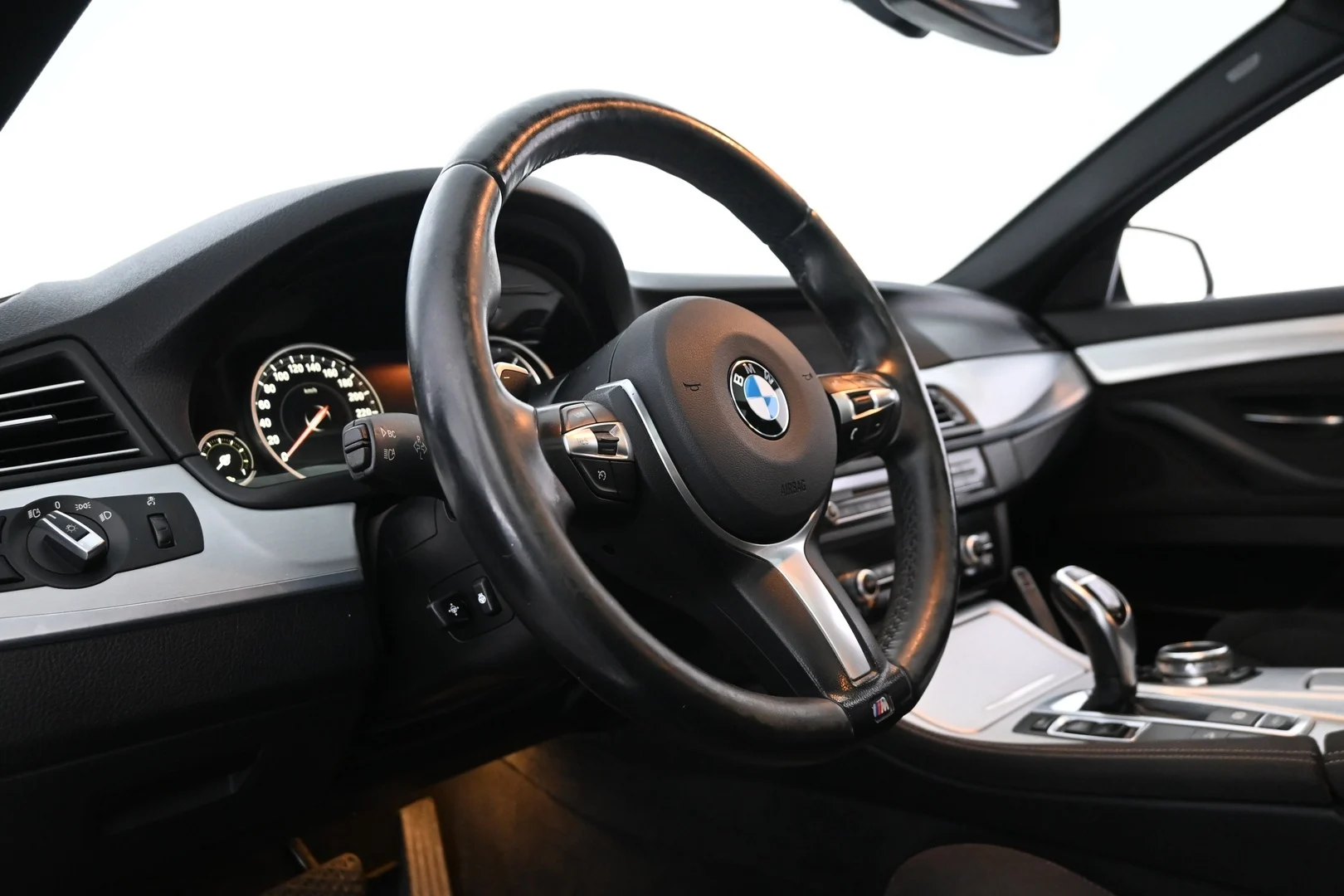 Car Image - 4TCllK5PK1Y8XDbf34SoR3