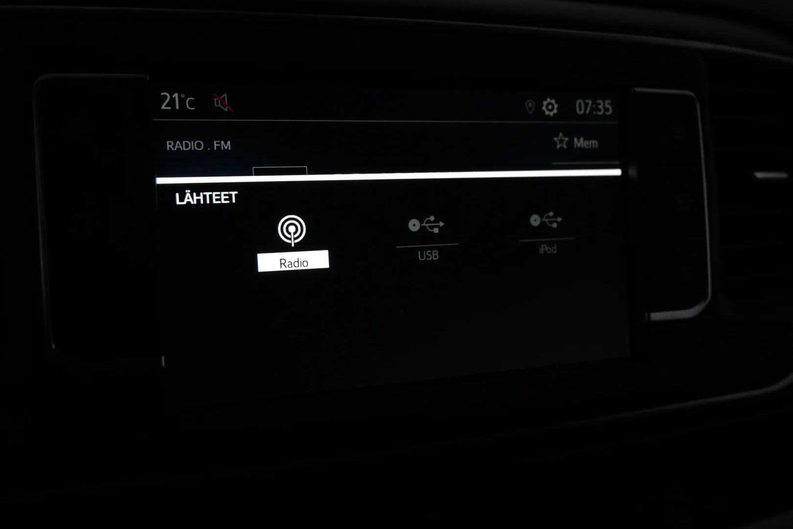 Car Image - 6AzqMn942vUC1t6ozhu42y