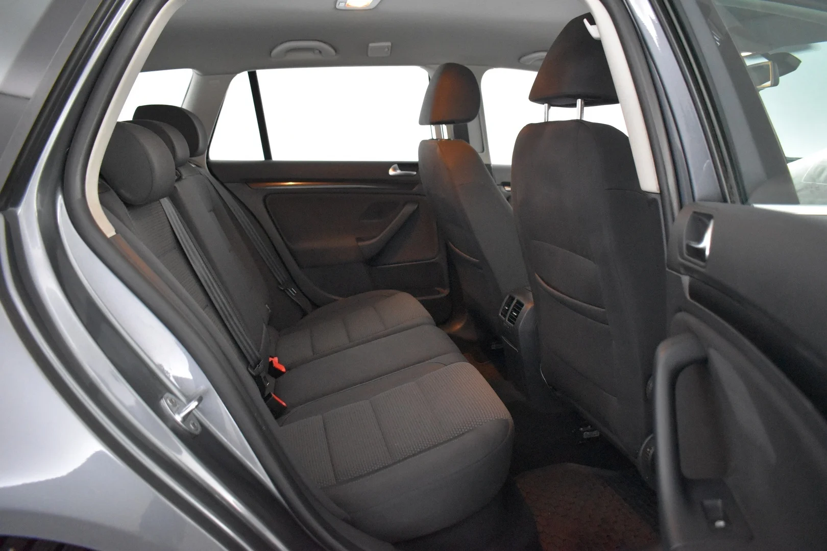 Car Image - 4Fu8yjpvt4b1nyIv2PZ3p7