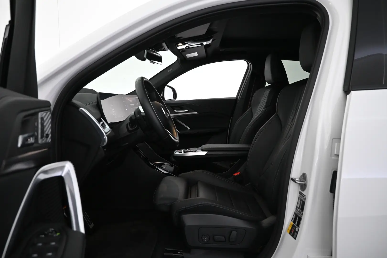 Car Image - 3bcGvISvVHYQBIe66AgypP