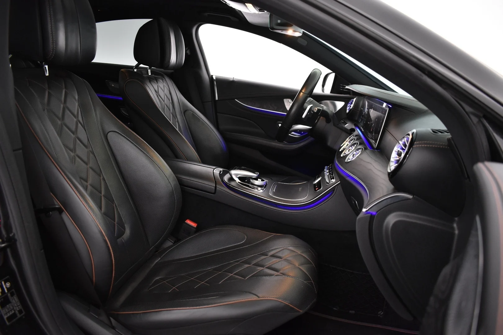 Car Image - 3dpsgkKczCyU7cgUq1DTzx
