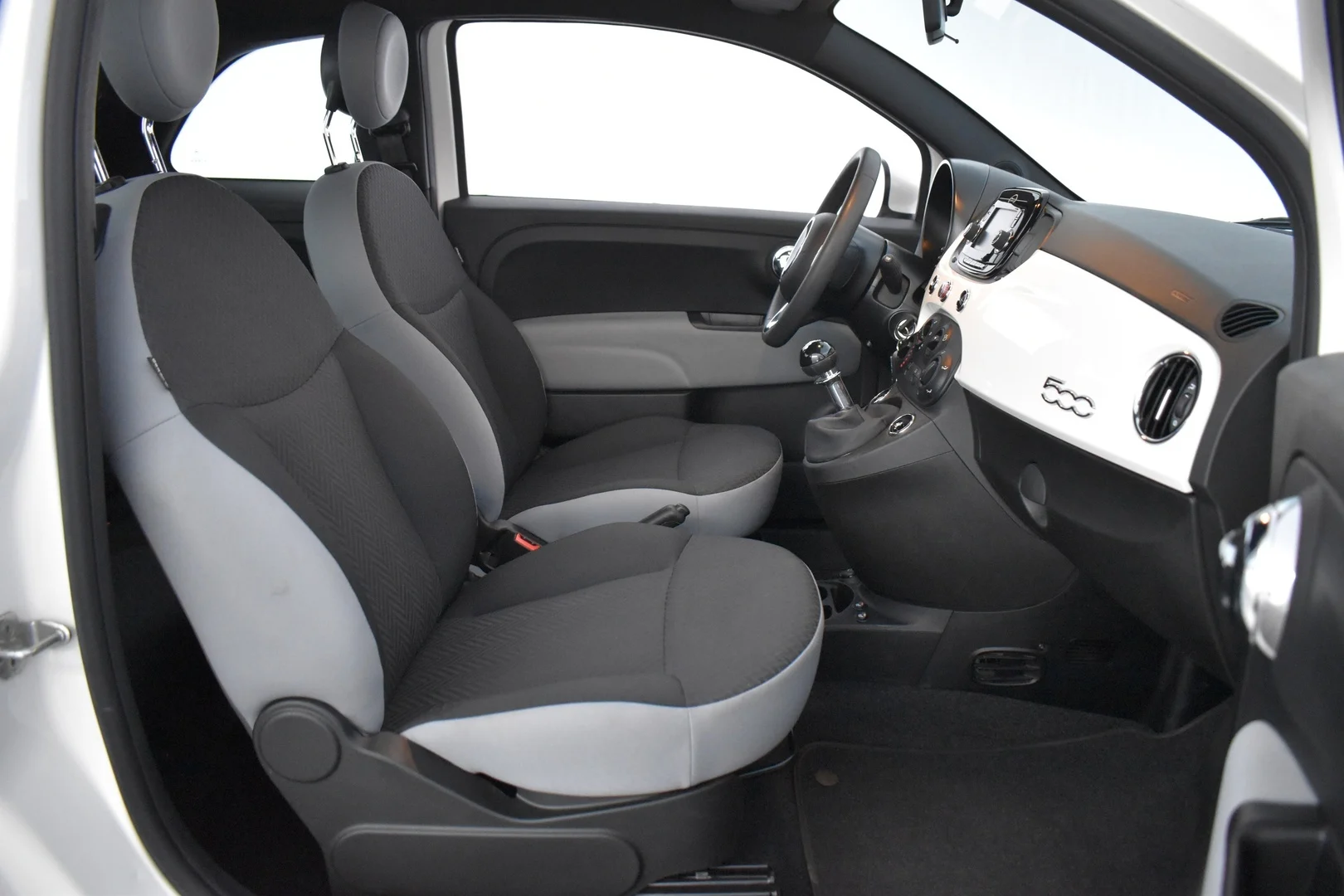 Car Image - 5Bnc0J8KgiT0DnTj2lmCXq