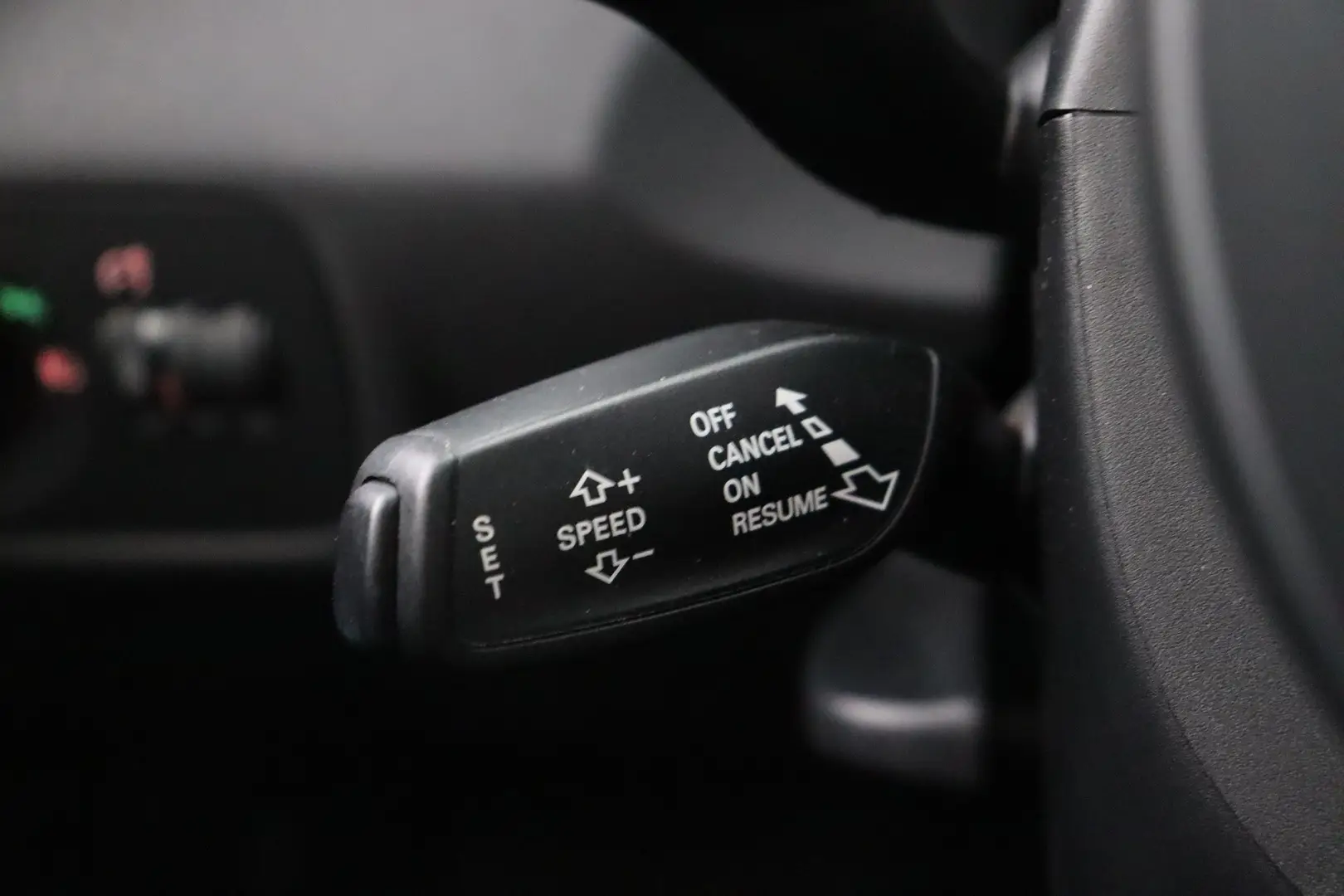 Car Image - 60ArbAFZyKRGmCUdjd5QW8
