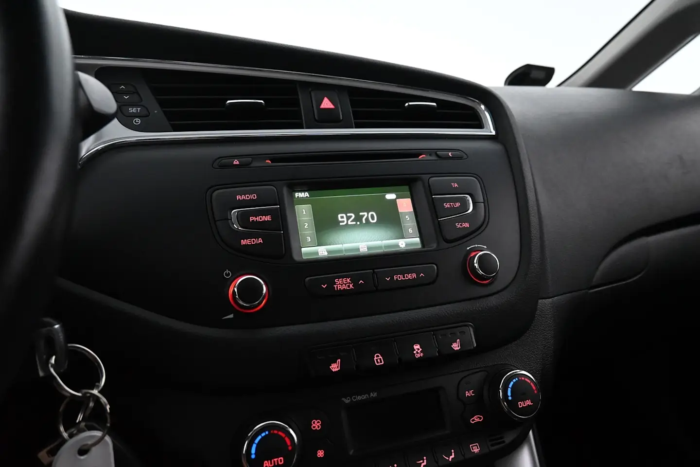 Car Image - N6EtLPUhw4DhRCRuXdISM