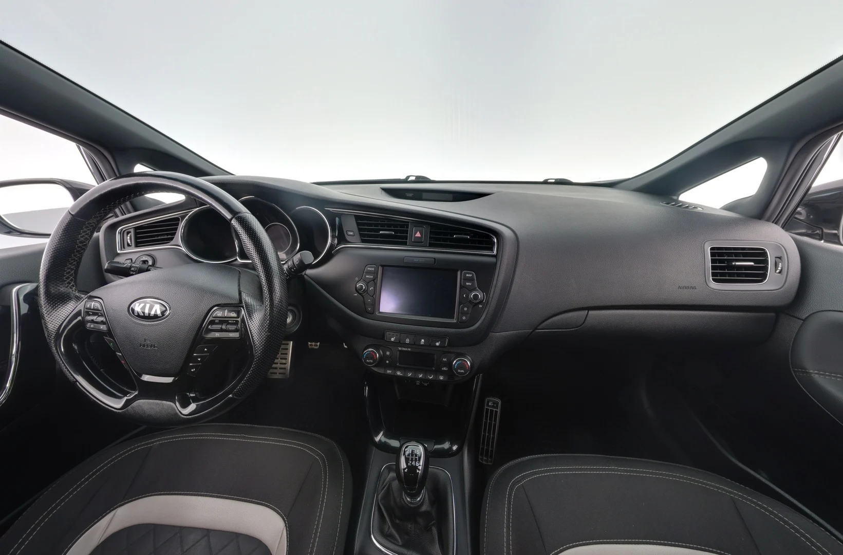 Car Image - 28wdxzwHcgG1YMsmSOGKlL