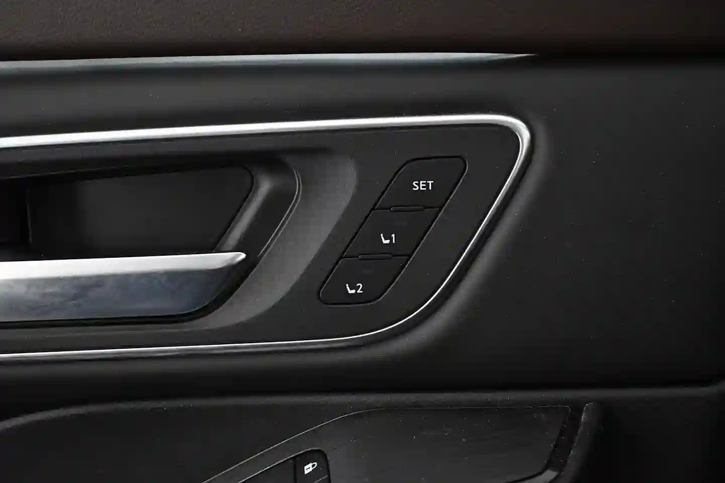 Car Image - 3GWY1RqXVF6BHAfWbzt9RZ