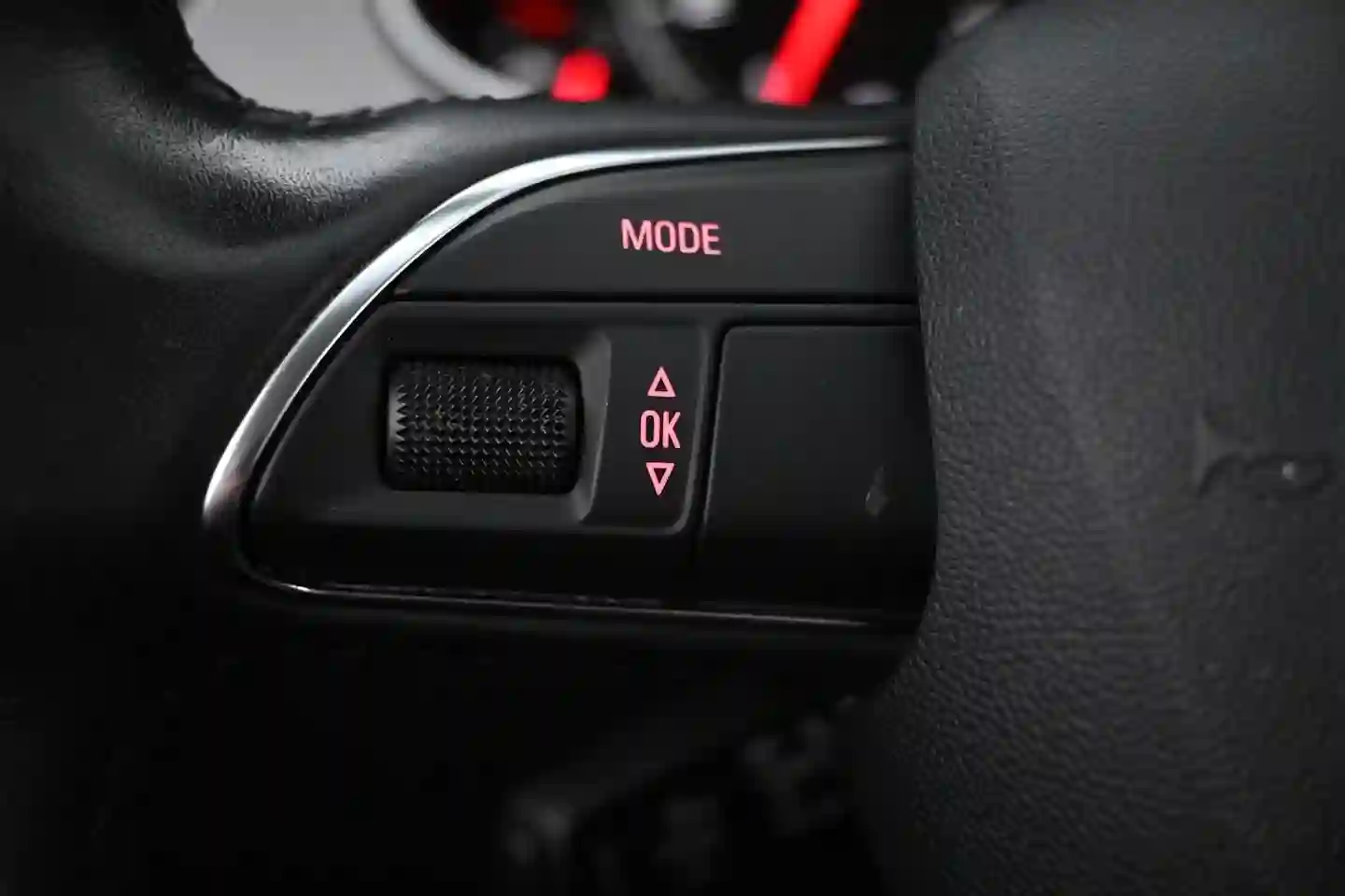 Car Image - 2E6jlw2vdJFrc3lSwAjnuu