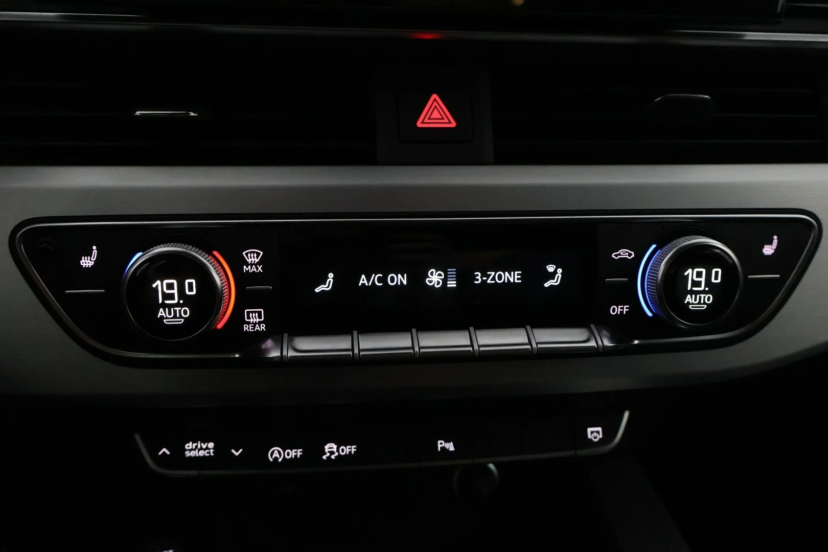 Car Image - 2G9hUF7RGBNRJnRknUBD6w