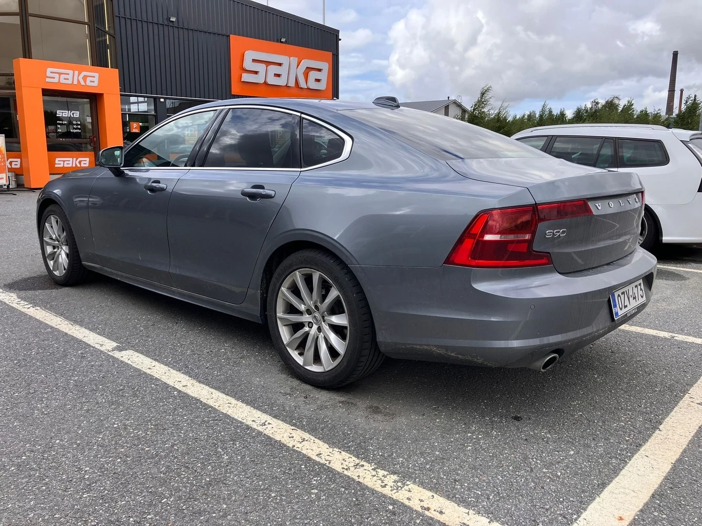 Car Image - 2KgWMmuFHb1NQnGS5pizda