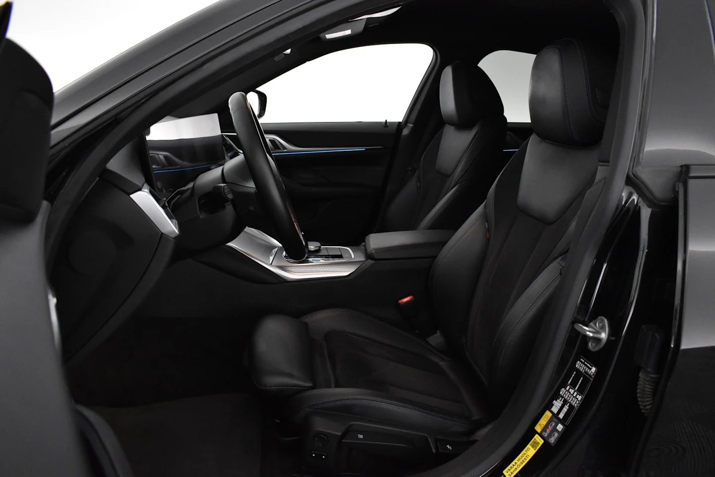 Car Image - Yb0MM4w2iCKx0HppUfW64