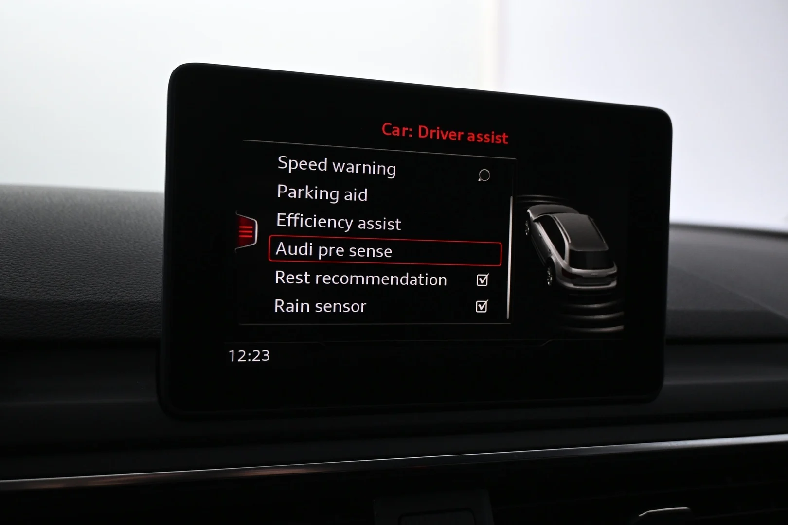 Car Image - 6ae4MQ0UAhgpIrHg5fHWhf