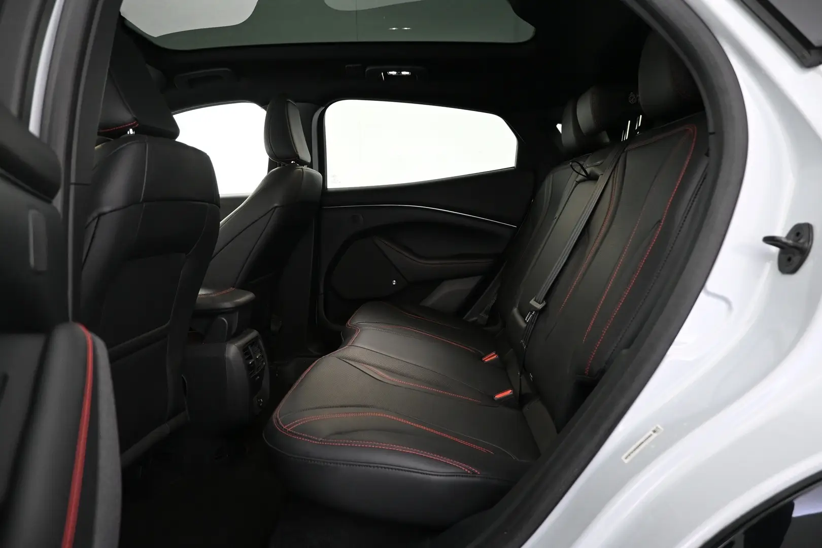 Car Image - 5SsgBmx7nnHa5H0PtrHyZl