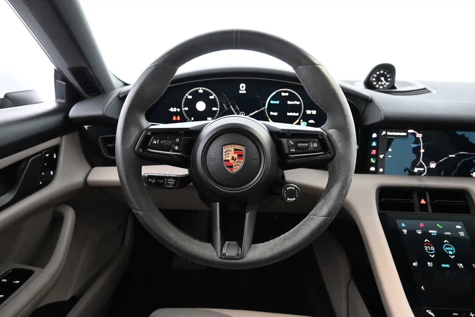 Car Image - 4uY5WbQ9vhCOGH11Rush32